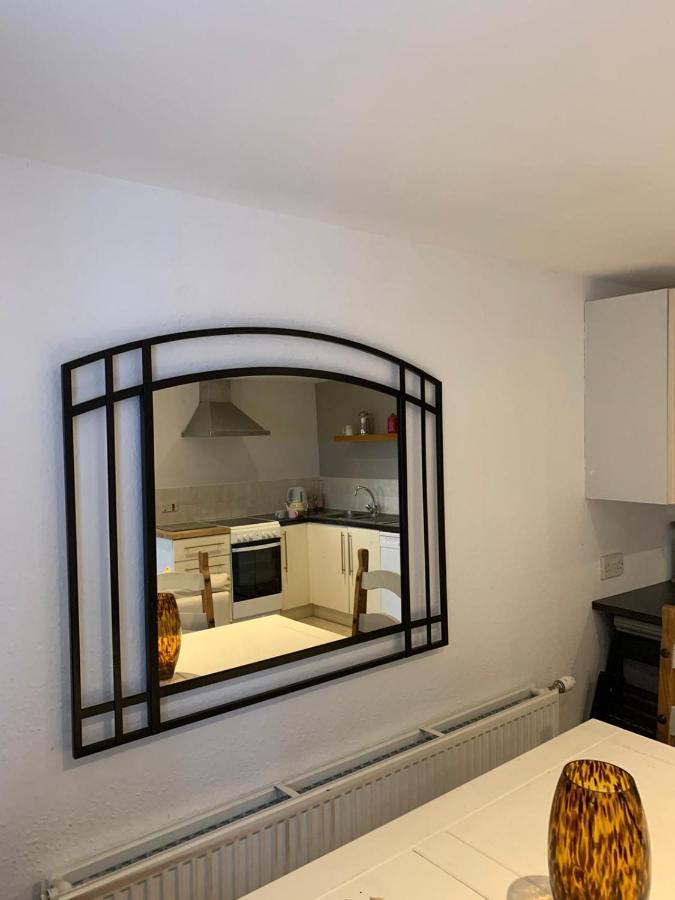 Hill House - Mews Town House, In A Quiet Private Close, In The City Centre Of Inverness. Eksteriør bilde