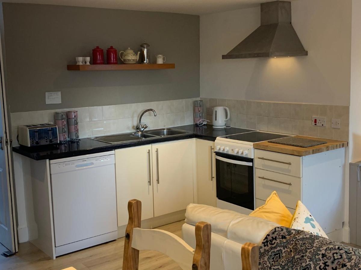 Hill House - Mews Town House, In A Quiet Private Close, In The City Centre Of Inverness. Eksteriør bilde